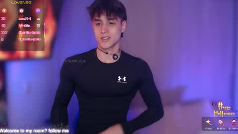 Thom Klein online show from October 2025 07:25:02 PM