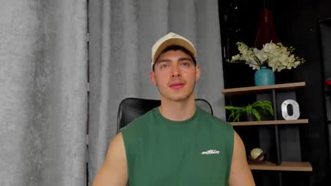 Snapshot of thomylov chatting on February 2025 11:13:01 PM thomylov online show from February 2025 11:13:01 PM