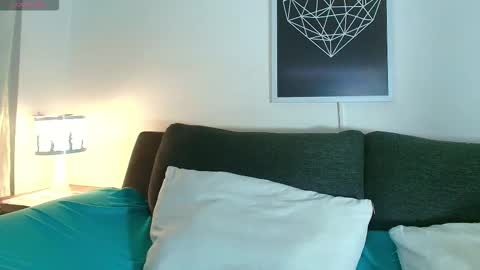 Snapshot of thomylov chatting on October 2025 03:39:02 AM thomylov online show from October 2025 03:39:02 AM