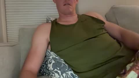 Throbbinhood online show from September 2025 06:13:01 AM