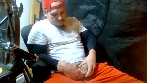 Snapshot of thunder8u42 chatting on October 2025 08:26:02 AM thunder8u42 online show from October 2025 08:26:02 AM