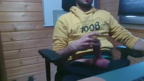 Snapshot of thx_4some_sharing chatting on February 2025 09:10:02 AM toobigcockforonegirl online show from February 2025 09:10:02 AM