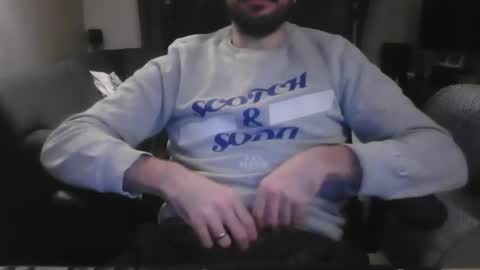 Snapshot of thx_4some_sharing chatting on December 2025 12:27:02 AM toobigcockforonegirl online show from December 2025 12:27:02 AM