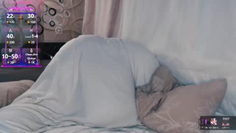 Snapshot of tia_meow chatting on February 2025 01:03:02 AM tiameow online show from February 2025 01:03:02 AM