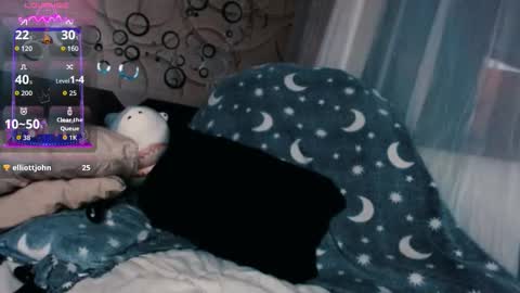 Snapshot of tia_meow chatting on September 2025 05:51:02 PM tiameow online show from September 2025 05:51:02 PM