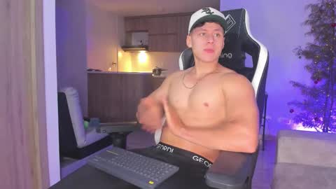 santiago online show from December 2025 02:27:01 AM