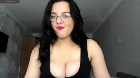 Mary online show from November 2025 10:32:01 AM