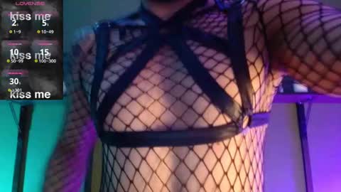   online show from September 2025 10:20:02 PM