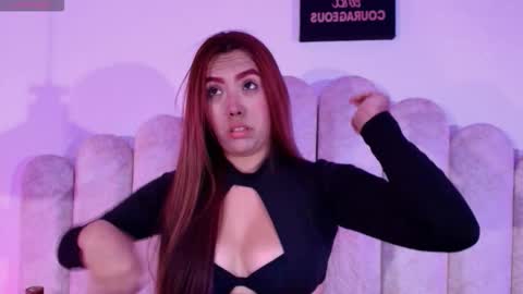 Snapshot of tiana_gloow chatting on November 2025 08:44:01 PM Tiana online show from November 2025 08:44:01 PM