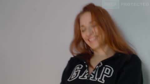 Snapshot of tiannarae chatting on March 2025 03:40:01 AM TIANNA online show from March 2025 03:40:01 AM