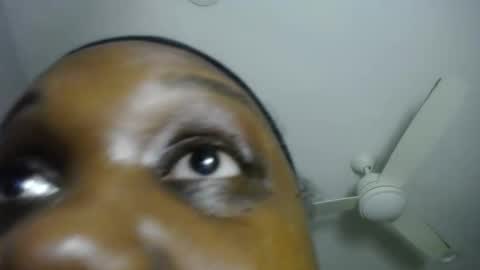 Tierra Henri online show from December 2025 08:58:01 PM