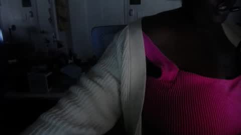 Tierra Henri online show from December 2025 08:59:01 PM