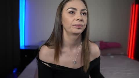 Tiffany online show from March 2025 01:05:01 AM