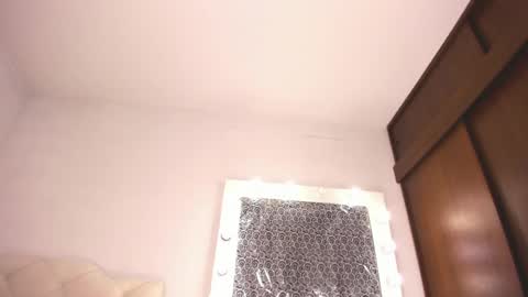 Tiff online show from March 2025 06:07:02 AM