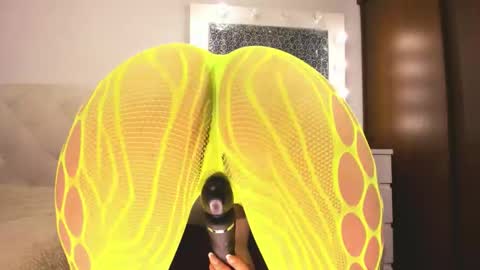 Tiff online show from September 2025 04:02:02 AM