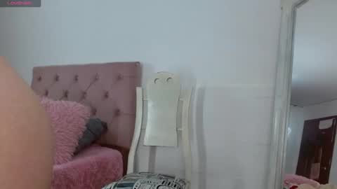 Tifanny online show from February 2025 02:06:02 PM