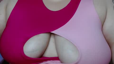 dont forget ask for custom vids  online show from December 2024 09:55:02 AM