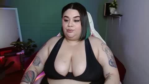 dont forget ask for custom vids  online show from December 2024 10:01:02 AM