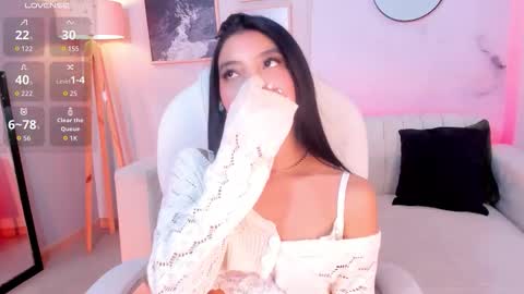 tiffany_low online show from February 2026 01:38:02 PM