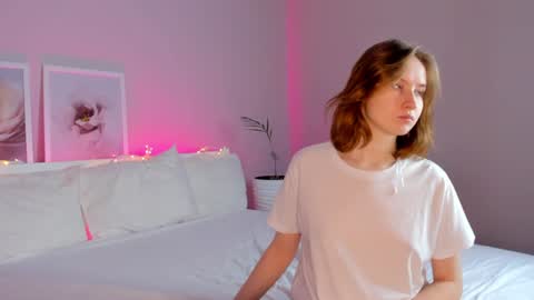 tiffany_roy online show from December 2024 03:26:02 AM