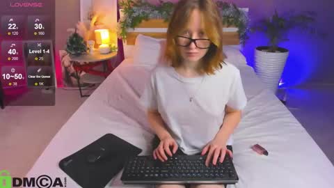 tiffany_roy online show from January 2025 02:43:02 AM