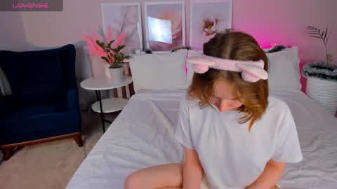 tiffany_roy online show from January 2025 02:57:01 AM