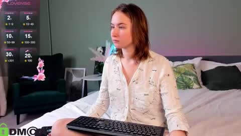 tiffany_roy online show from January 2025 06:00:01 AM