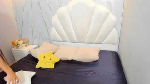 Snapshot of tiffany_sander chatting on January 2025 03:51:01 AM tiffany_sander online show from January 2025 03:51:01 AM