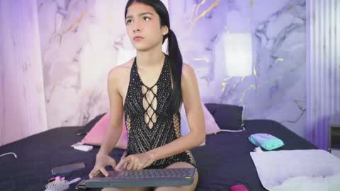 Snapshot of tiffany_yi chatting on June 2026 01:24:01 PM tiffany_yi online show from June 2026 01:24:01 PM