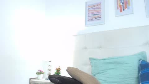 Snapshot of tiffanyfox_1 chatting on January 2025 06:22:02 AM Tifanny Fox online show from January 2025 06:22:02 AM