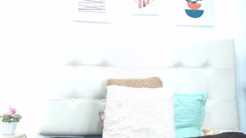 Snapshot of tiffanyfox_1 chatting on January 2025 01:42:02 PM Tifanny Fox online show from January 2025 01:42:02 PM