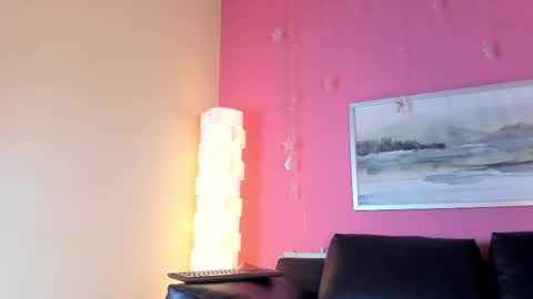 Snapshot of tiffanysuarez_ chatting on March 2025 01:07:01 PM Stefany Suarez online show from March 2025 01:07:01 PM