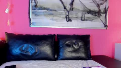 Snapshot of tiffanysuarez_ chatting on October 2025 09:15:02 PM Stefany Suarez online show from October 2025 09:15:02 PM