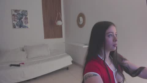 Tiffany online show from November 2025 10:40:02 AM