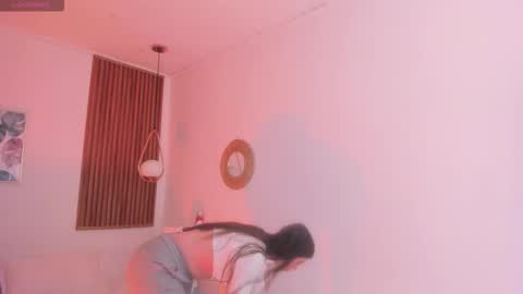 Snapshot of tiffanywright_ chatting on January 2026 01:04:01 PM Tiffany online show from January 2026 01:04:01 PM