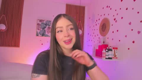 Snapshot of tiffanywright_ chatting on March 2026 02:23:02 PM Tiffany online show from March 2026 02:23:02 PM