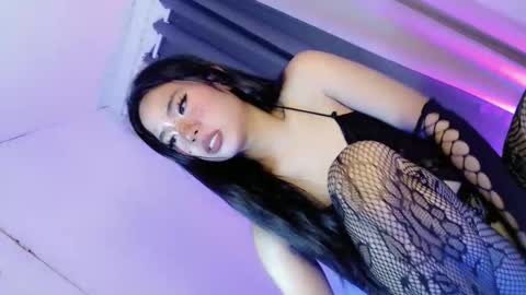 Snapshot of tight_elliana chatting on September 2025 09:48:01 PM tight_elliana online show from September 2025 09:48:01 PM