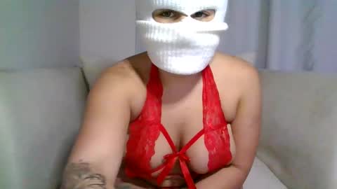 tiinkerbell26 online show from February 2025 03:15:01 AM