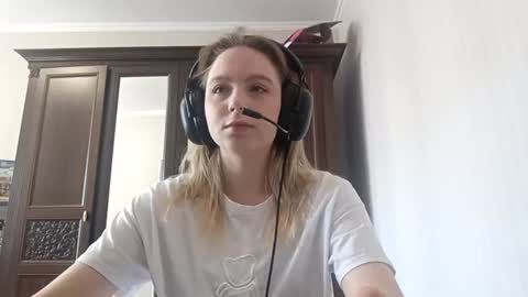 Snapshot of tildarumbaugh chatting on June 2026 08:15:02 AM Alice online show from June 2026 08:15:02 AM