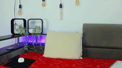 Snapshot of tim_mart chatting on January 2025 10:56:01 PM ask me online show from January 2025 10:56:01 PM