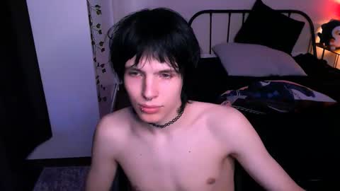 timi_moon online show from October 2025 03:32:01 AM