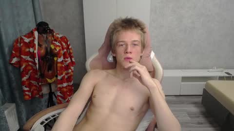 Snapshot of timmy7topcut chatting on February 2025 09:48:02 PM Timmy online show from February 2025 09:48:02 PM