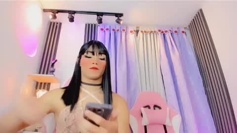 Hallie And Annie online show from March 2025 12:38:01 AM