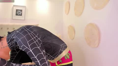 Timothy 21 years old online show from December 2024 06:01:02 PM