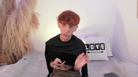 Timothy 21 years old online show from February 2025 08:47:02 PM