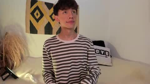 Timothy 21 years old online show from February 2025 07:58:02 PM