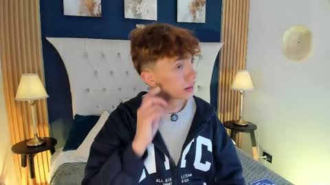 Timothy 21 years old online show from May 2026 05:25:01 AM