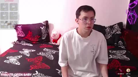 Tina N Charlie online show from October 2025 11:50:01 AM