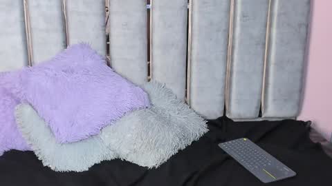 Snapshot of tina_noa chatting on March 2025 12:42:02 PM Tina noa online show from March 2025 12:42:02 PM