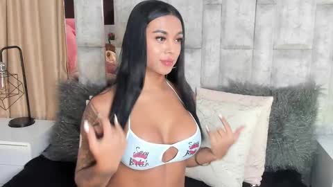 Snapshot of tina_noa chatting on September 2025 11:45:01 AM Tina noa online show from September 2025 11:45:01 AM